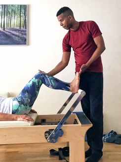 Brett Howard bei Pilates Rosen