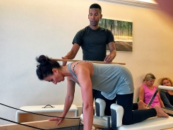 Brett Howard bei Pilates Rosen